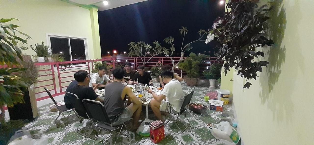 Homestay Chau Trieu - Фантхьет Экстерьер фото